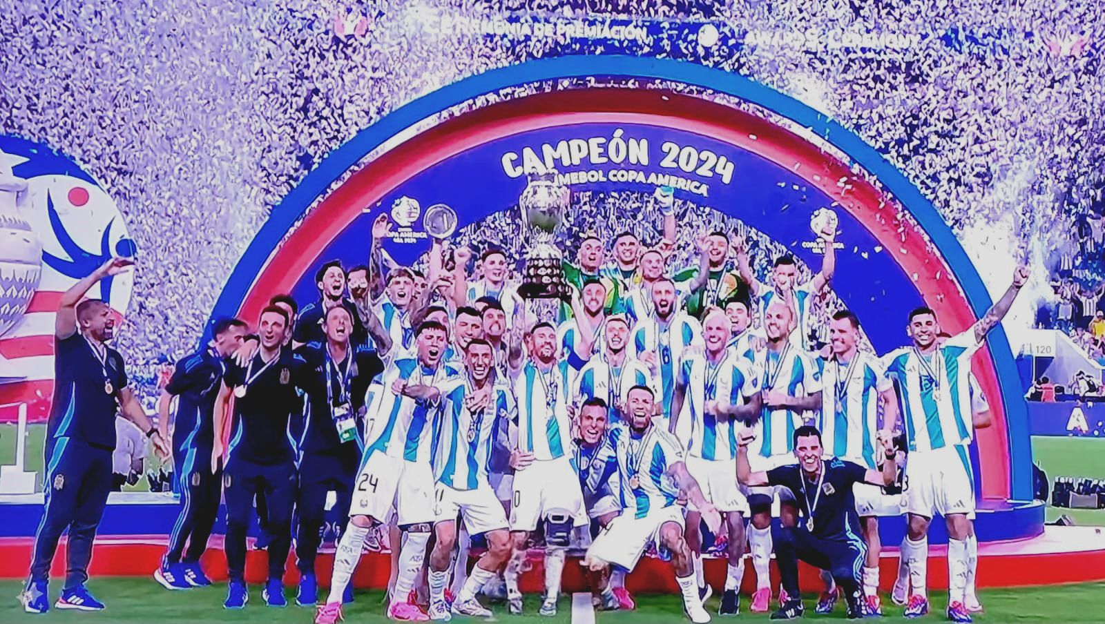 ¡ARGETINA BICAMPEÓN!